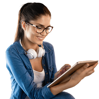 Estudante participando do Einstein Prepara com fundo transparente